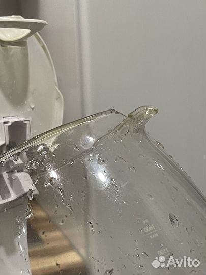 Электрический чайник Haier с подсветкой