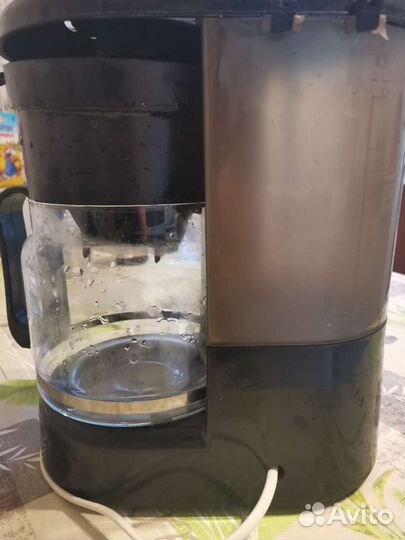 Кофеварка капельная deloni