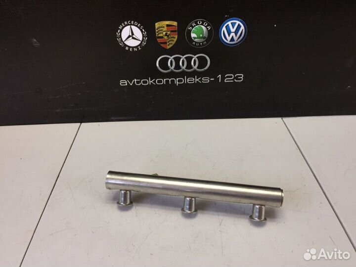 Рейка топливная правая Audi A6 С7 chva 2012