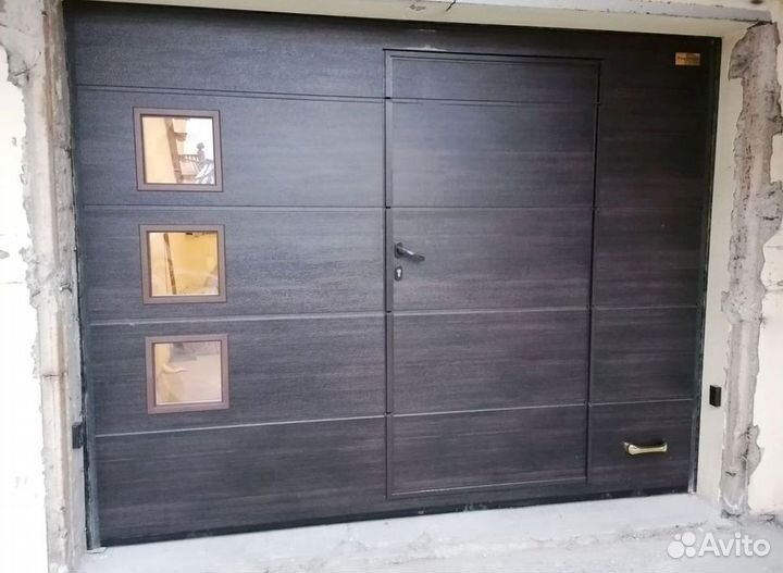 Секционные ворота