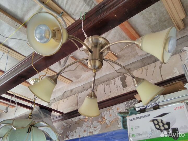 Люстра потолочная