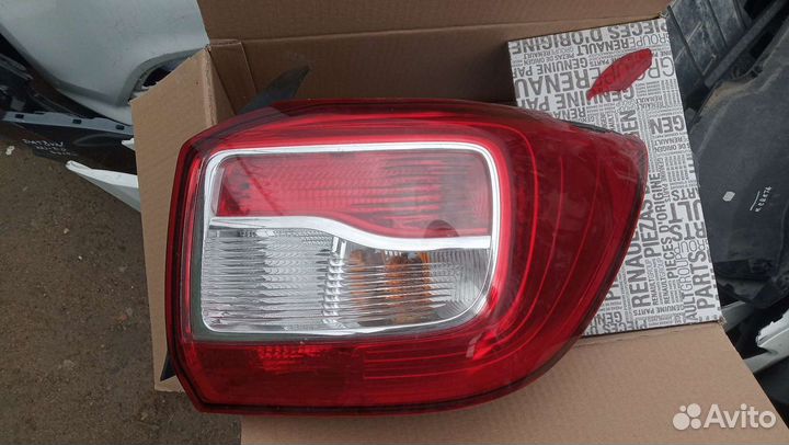 Фонарь правый Renault Logan 2