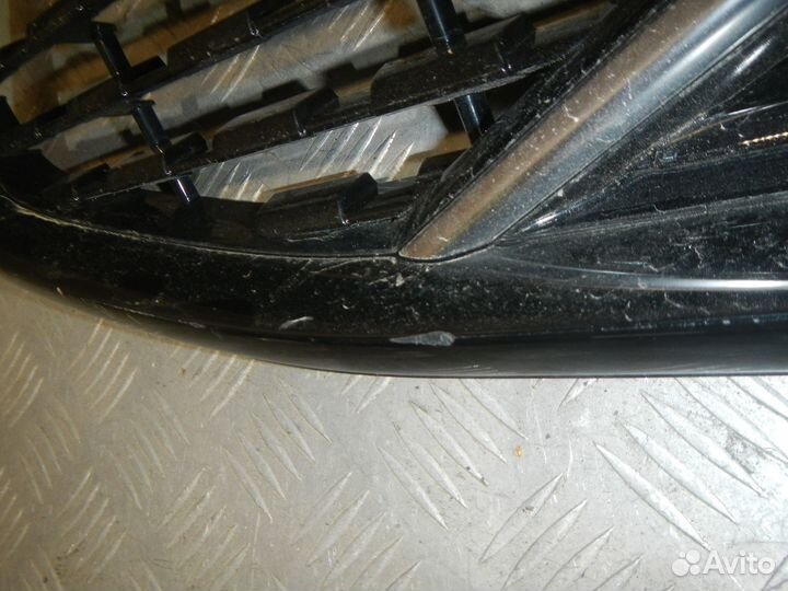 Б/У Б/У Решетка радиатора, Volvo (Вольво) -XC60