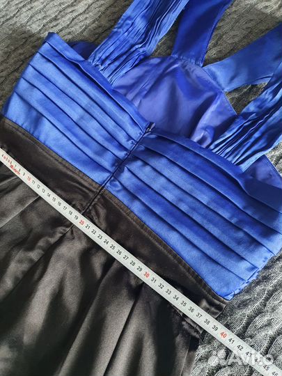 Платье 44-46 вечернее нарядное