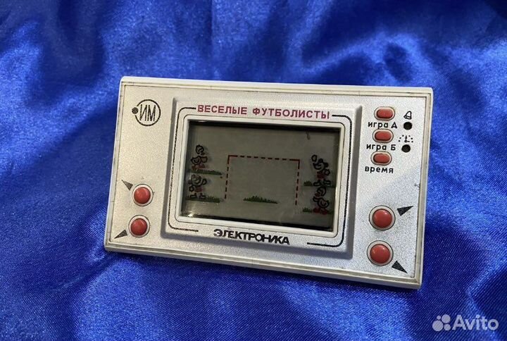 Веселые футболисты электроника игра