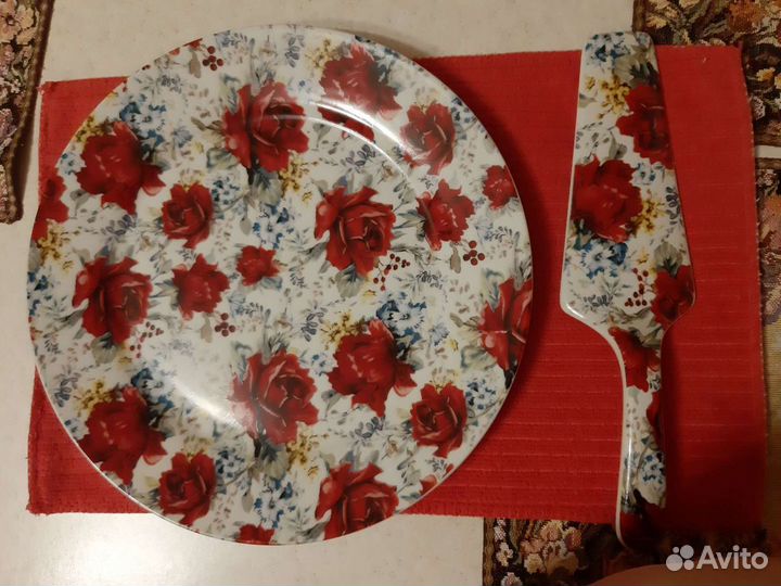 Набор для торта. Кружка пивная. Крышка для чайника