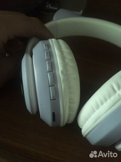 Беспроводные наушники