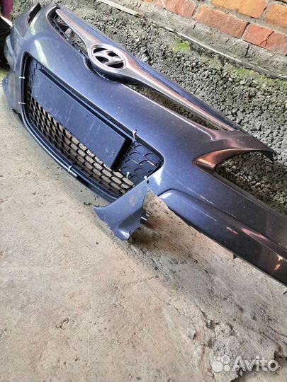 Правая часть бампера хендай Ай30 2010г