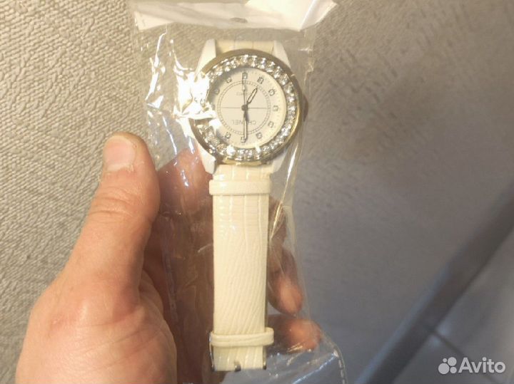 Часы женские