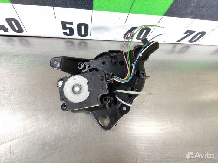 Моторчик заслонки отопителя Peugeot 408 2012-2021