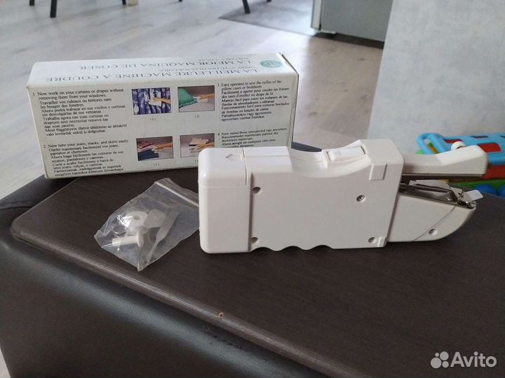 Мини ручная швейная машинка