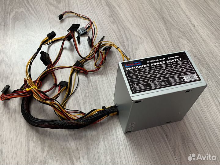 Блок питания lc600h-12 600w 20+4 pin atx