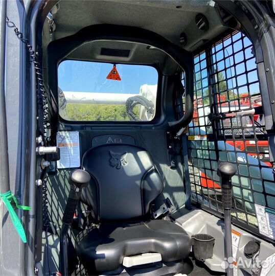 Мини-погрузчик Bobcat S770, 2022