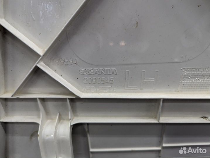 2090545 Спойлер кабины левый Scania 6-series
