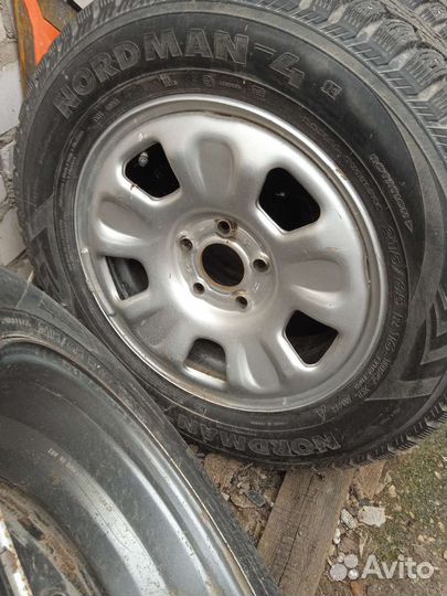 Продаю колеса на 16