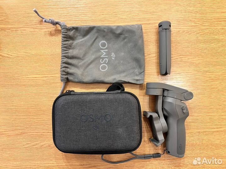 Стабилизатор DJI Osmo Mobile 3 Combo