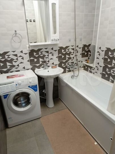 2-к. квартира, 49 м², 8/9 эт.