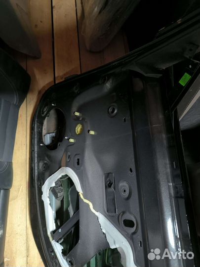 Рено лагуна 3 дверь задняя правая чёрный 676 хэчб