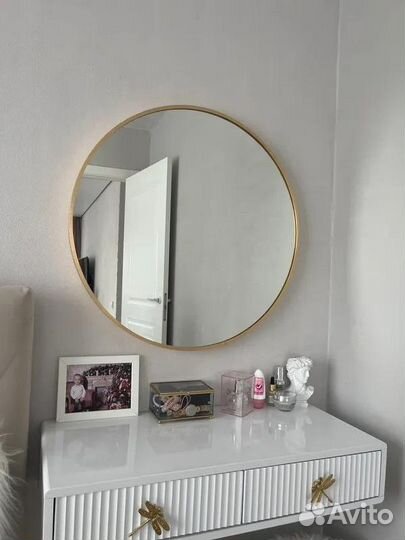 Зеркало настенное круглое в ванную