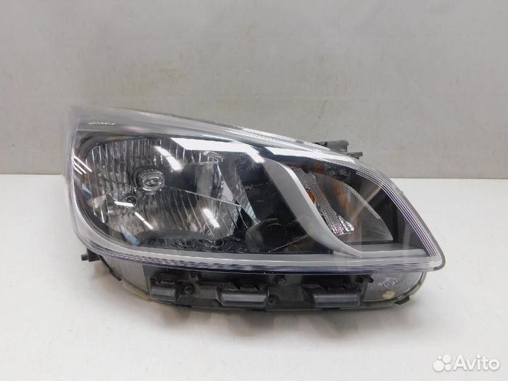 Фара правая Kia Rio