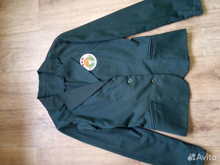 Пиджак для девочки темно-зеленый