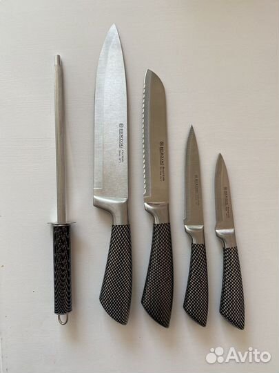 Набор из 4 кухонных ножей + точилка