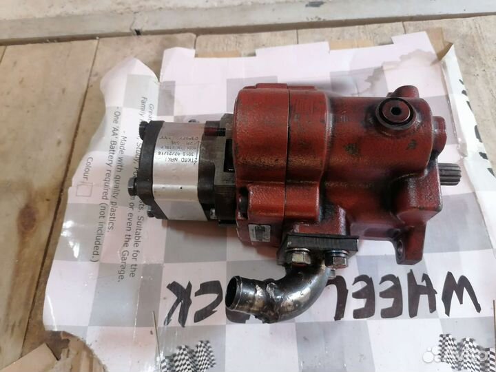 Насос мини экскаватора hitachi