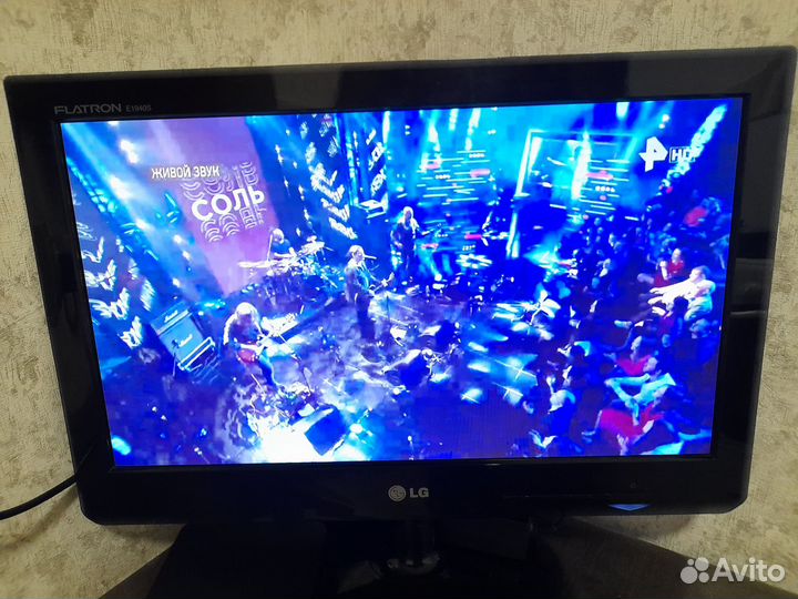 Телевизор LG smart TV