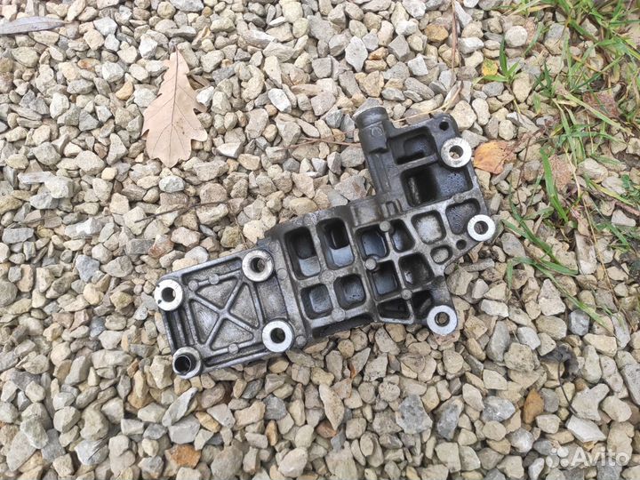 Кронштейн Mitsubishi Lancer X