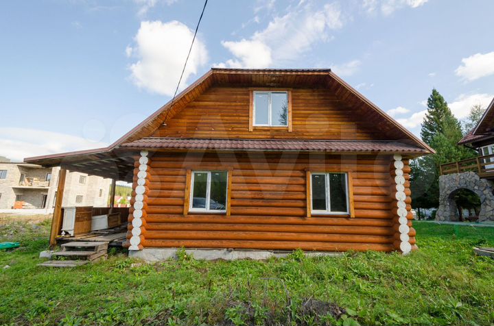 Дом 196 м² на участке 15 сот.