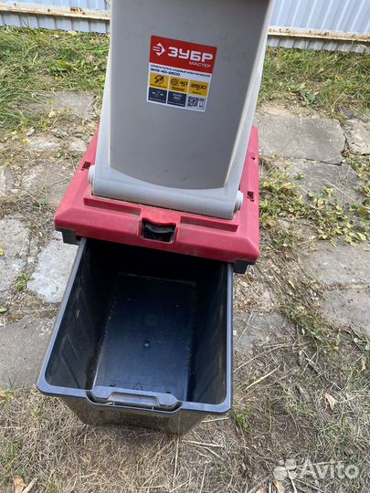 Зубр измельчитель садовый злёктрический