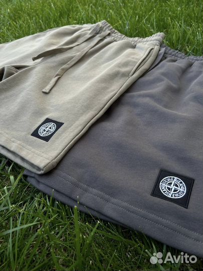 Мужские шорты stone island