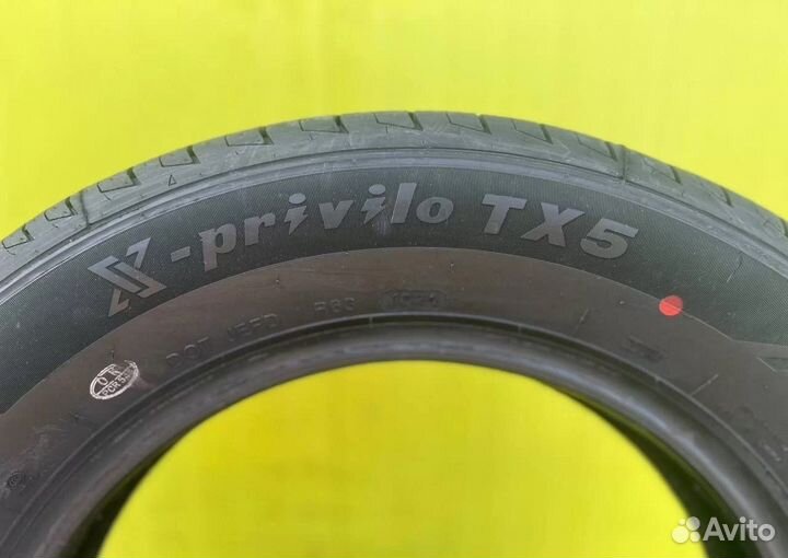 Tracmax X-Privilo TX5 215/55 R17 98W