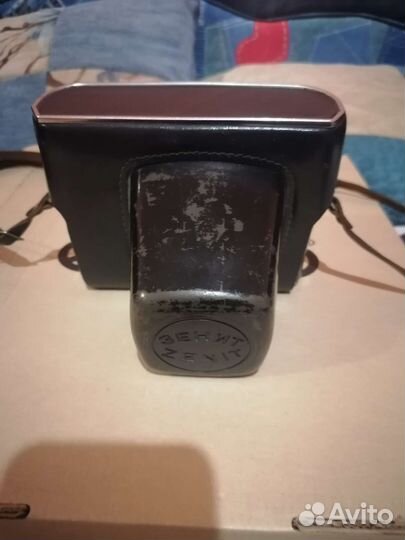 Пленочный фотоаппарат зенит