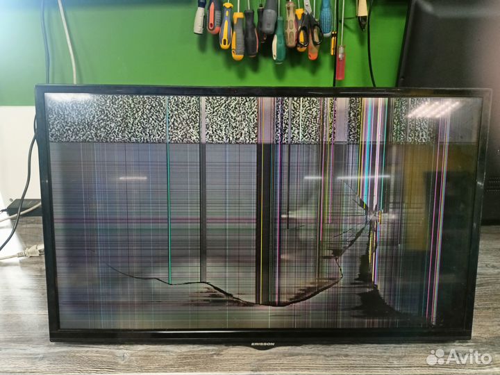 Телевизор Erisson 32LES72T2 на запчасти