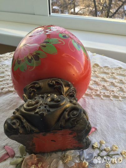 Свеча в виде пасхального яйца