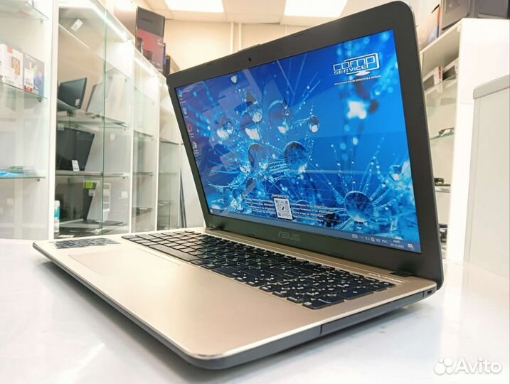 Хороший ноутбук 4 ядра 4gb HDD 1Tb 810M 1gb