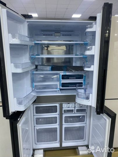 Холодильник Sharp