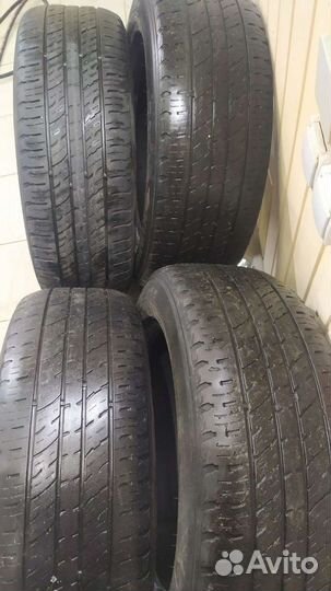 Kumho 792 235/60 R18 103H