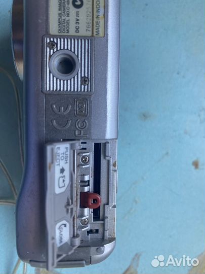 Винтажный фотоаппарат olympus С-480 zoom