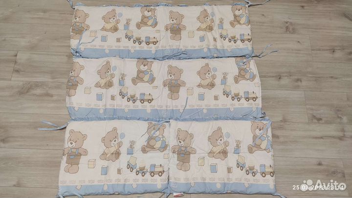 Бортики в кроватку + подушка