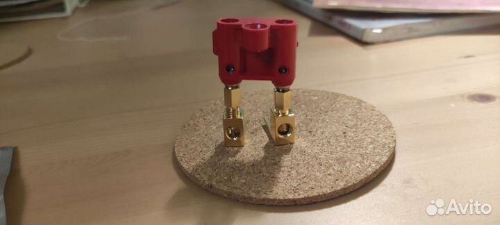 Аккустические коннекторы лопатки