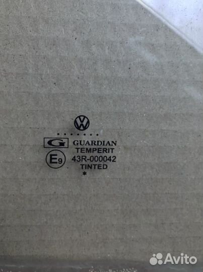 Стекло передней правой двери Фольксваген LT(702)