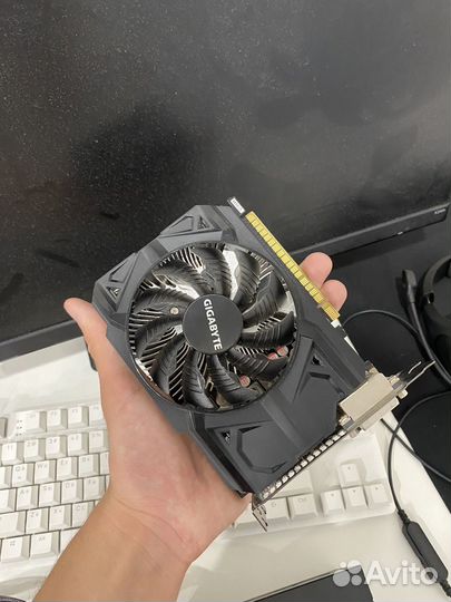 Видеокарта Gigabyte r7 360 2gb