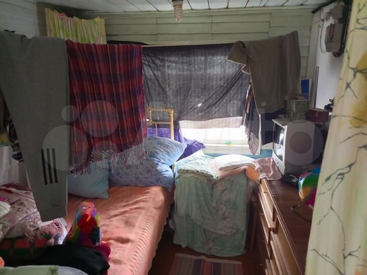 Дом 32 м² на участке 11 сот.