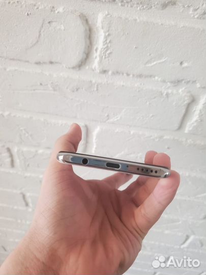 HONOR 20s, 4/128 ГБ