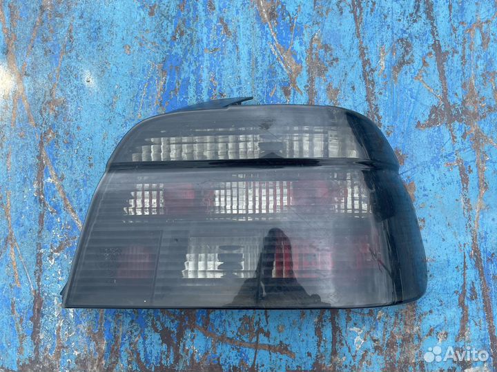 Задний стоп BMW E39 темный Depo