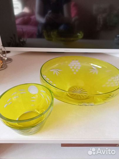 Вазы конфетницы цветное стекло СССР