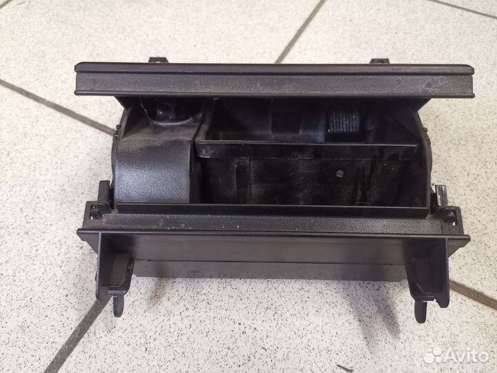 Пепельница Mercedes w210