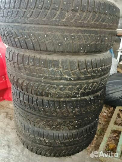 Matador MP 30 Sibir Ice 2 215/55 R17